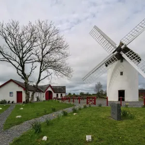 L'elfo windmill del conte di Roscomon nella regione della connemara in Irlanda repubblica Europa