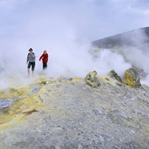 Fumaroles on the crater edge