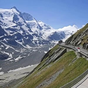 Grossglockner High Alpine Road at Emperor Franz Joseph Height (Kaiser-Franz-Josefs Hohe)