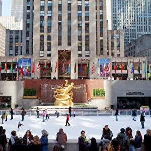 Ice Skating Rink below the Rockefeller Centre building on Fifth Avenue