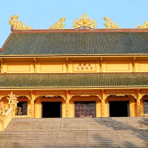 Main Hall, Dai Tong Lam Tu Buddhist Temple, Ba Ria, Vietnam, Indochina, Southeast Asia