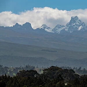 Mount Kenya National Park/Natural Forest