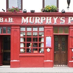 Murphys Pub in Dingle, County Kerry, Munster, Republic of Ireland, Europe