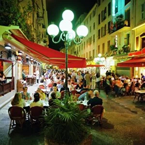 Open air cafes and restaurants, Nice, Cote d Azure, Provence, France, Europe