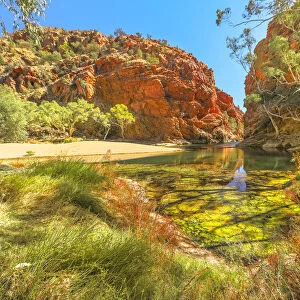 Panoramic view of Ellery Creek Big Hole waterhole in West MacDonnell Ranges surrounded