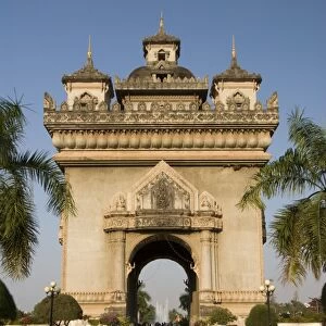 Patouxai (Victory Gate), Vientiane, Laos, Indochina, Southeast Asia, Asia