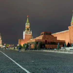 Red Square Print: Moscow's Historic Landmarks Red Square Print: Moscow's Historic Landmarks