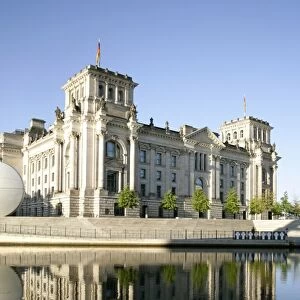 River Spree at government district, Reichstag, Berlin, Germany, Europe