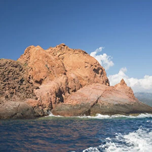 The rugged red cliffs of Punta Rossa, part of the Scandola Nature Reserve, UNESCO World Heritage Site, Porto, Corse-du-Sud, Corsica, France, Mediterranean, Europe