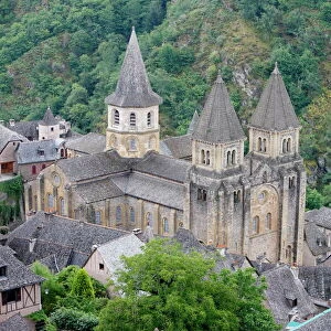 Sainte Foy Abbey church, Conques, Aveyron, Massif Central, France, Europe