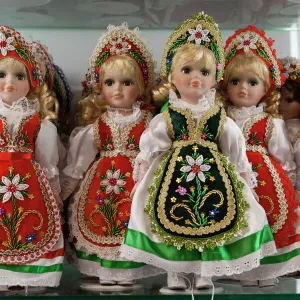 Souvenir dolls in traditional Hungarian costumes, Budapest, Hungary, Europe