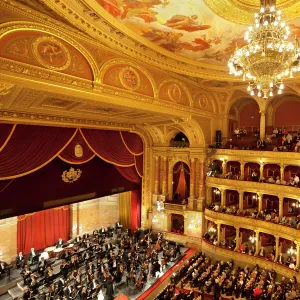 State Opera House (Magyar Allami Operahaz) with Budapest Philharmonic Orchestra, Budapest, Central Hungary, Hungary, Europe