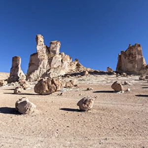 Stone formations at Salar de Tara y Aguas Calientes I, Los Flamencos National Reserve
