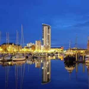Marina de Swansee en Swansea Gales Occidental País de Galés del Sur Gales Reino Unido Europa Marina de Swansee en Swansea Gales Occidental País de Galés del Sur Gales Reino Unido Europa