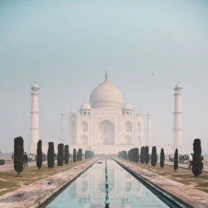 The Taj Mahal and its turquoise water at dawn, UNESCO World Heritage Site, Agra