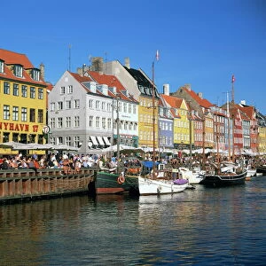 Waterfront district, Nyhavn, Copenhagen, Denmark, Scandinavia, Europe