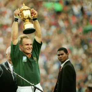 Popular Themes Jigsaw Puzzle Collection: All Blacks