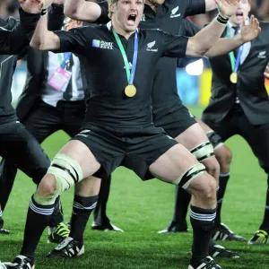 Richie McCaw leads a celebrationary Haka after the World Cup Final