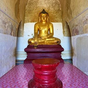 Buddha statue inside Gawdawpalin Temple Pagoda in Old Bagan, Bagan, Myanmar (Burma)