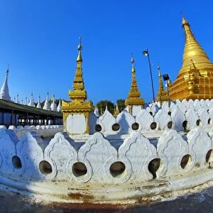Gold stupa of Sandamuni Pagoda, Mandalay, Myanmar (Burma)