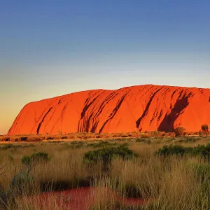 Australia Heritage Sites Tote Bag Collection: Uluru-Kata Tjuta National Park 2