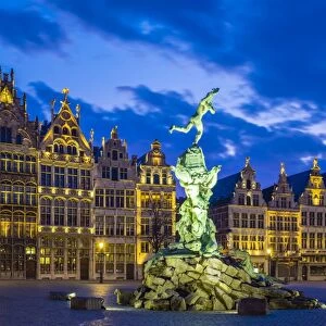 Belgium, Flanders, Antwerp (Antwerpen). Medieval guild houses and statue of Silvius