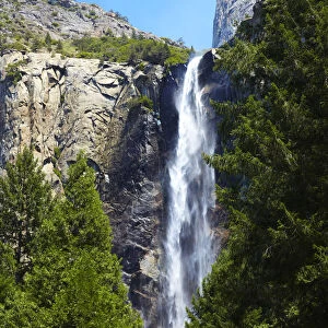 Bridalveil Falls, Yosemite National Park, California, USA