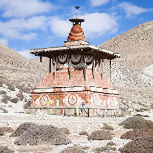 Chorten (small stupa), Upper Mustang region, Nepal
