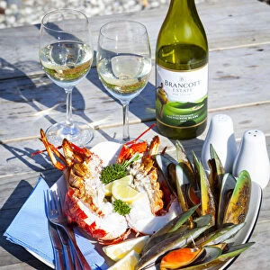 Crayfish, mussels & Marlborough Sauvignon Blanc, Kaikoura, South Island, New Zealand