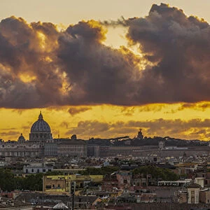 Europe, Italy, Rome. View toward Saint Peters at sunset from the Villa Borghese