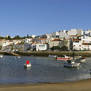 Ferragudo, a little fishing village, Algarve, Portugal