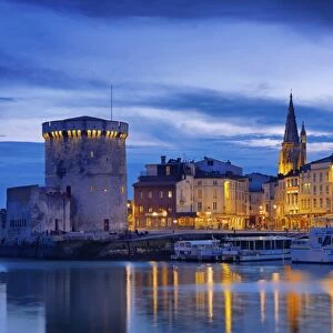France, poitou-Charentes, La Rochelle, town reflected in harbour at dusk