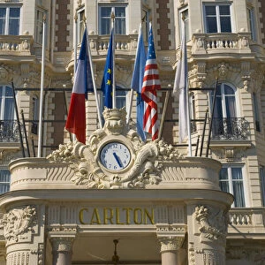 France, Provence-Alpes-Cote d Azur, Cannes, Boulevard de la Croisette, Carlton Hotel