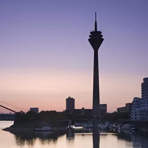 Germany, Rhineland-Westphalia, Dusseldorf, Medienhafen and Rhein Tower