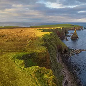 Gorgeous evening sunlight at Duncansby Head in Caithness on the far north coast of Scotland, UK. Autumn (September) 2022