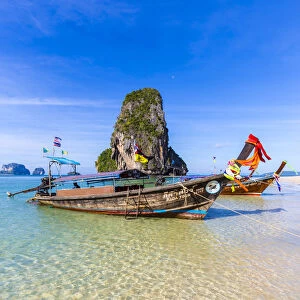 Longtail boats on, Phra Nang beach, Railay Peninsula, Krabi Province, Thailand