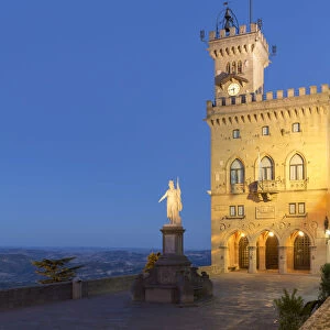 San Marino Photographic Print Collection: Palaces