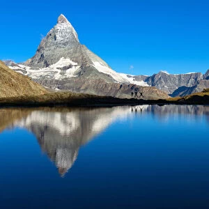 Riffelsee Lake, Matterhorn, Switzerland <br>