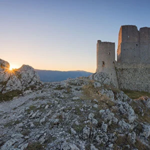 Rocca Calascio Castle Europe, Italy, Abruzzo, Aquila, Calascio