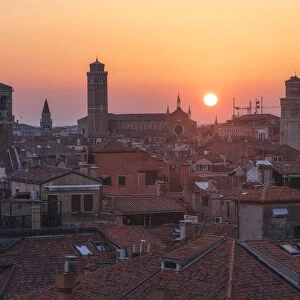 Rooftops of the Venice city centre from the Fondaco dei Tedeschi at sunset