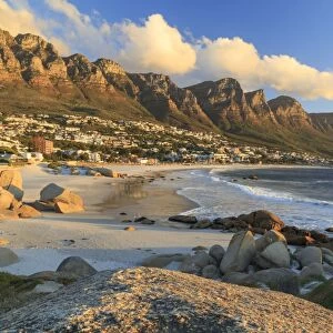 South Africa, Western Cape, Cape Town, Camps Bay and Twelve Apostles