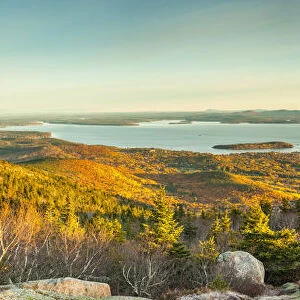 USA, Maine, Mt. Desert Island, Acadia National Park, Cadillac Mountain, view towards