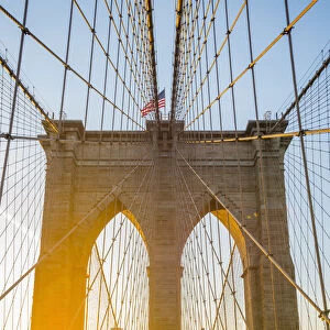 USA, New York, Manhattan, Brooklyn Bridge at Sunrise