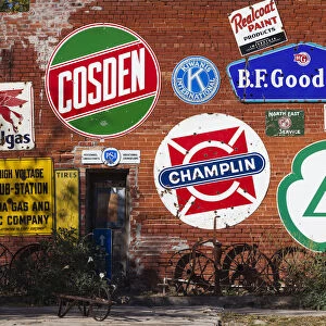 USA, Oklahoma, Erick, wall of advertising signs