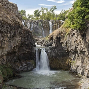 USA, Pacific Northwest, Oregon, White River Falls State Park is a state park in north