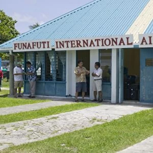 Funafuti atol Tuvalu on the front line of the battle against global warming Only 15 feet above sea level at the highest point with many parts of the island lying at or barely above current sea levels rising sea levels are increasingly putting the