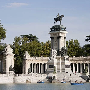 Spain, Madrid, Monument to Alfonso XII at Retiro Park
