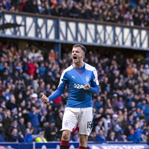 Season 2015-16 Framed Print Collection: Rangers 4-0 Dundee