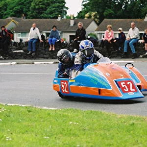 Andy King & Colin Borland (Ireson Kawasaki) 2004 Sidecar TT