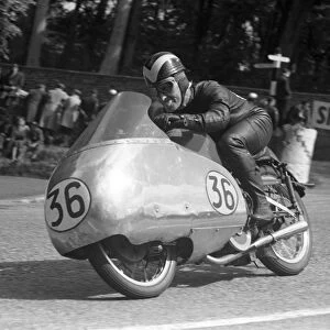 Arthur Wheeler (Guzzi) 1957 Lightweight TT